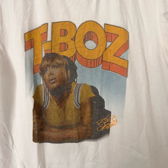 TBoz ❤️💙🖤 FashionNova Tee - Picture 8 of 8